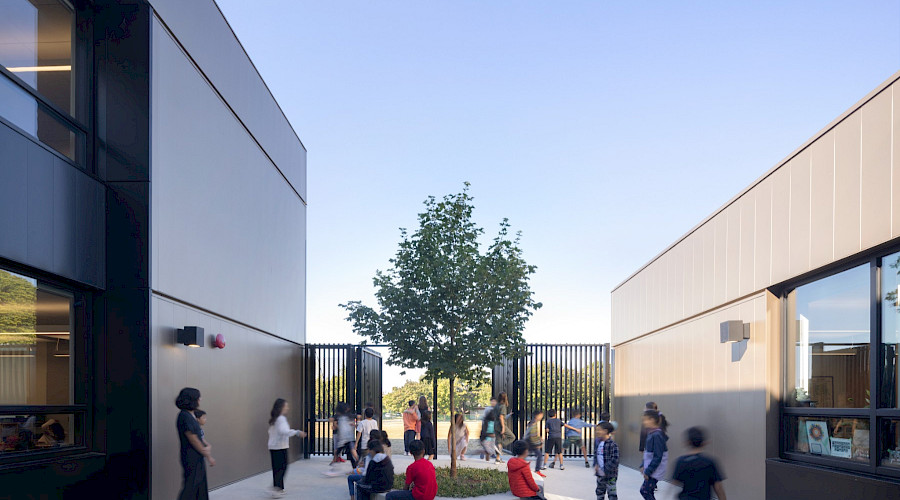 Exterior image of the Maple Grove Replacement school built by Chandos Construction Vancouver