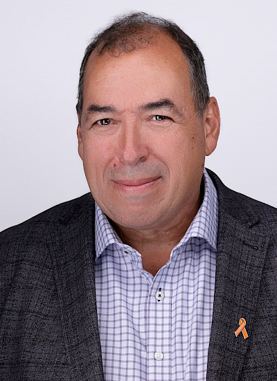 A headshot of Tim Laronde.