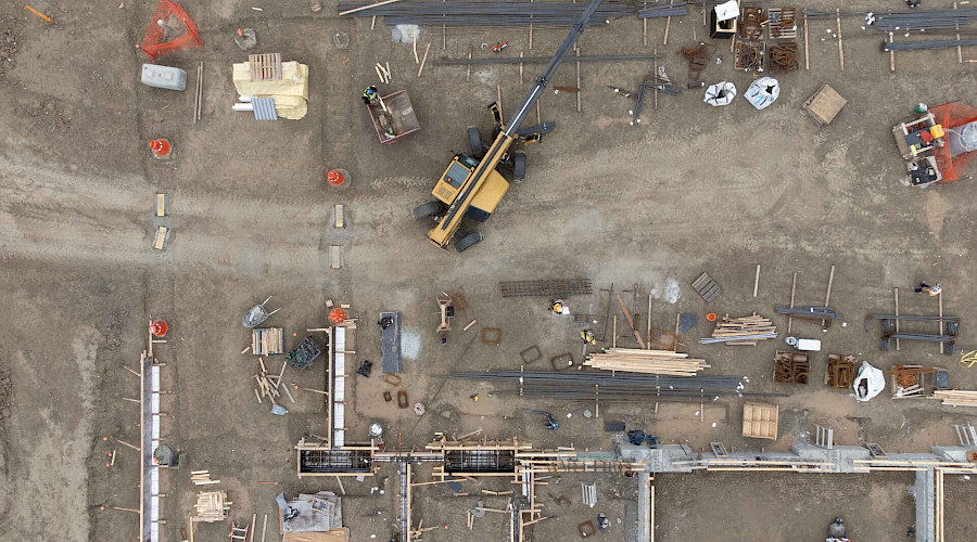 An aerial photo of the Lloydminster Wastewater Treatment Facility under construction.
