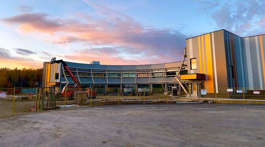 Exterior shot of the new Bigstone Cree Nation High School with the new building envelope.