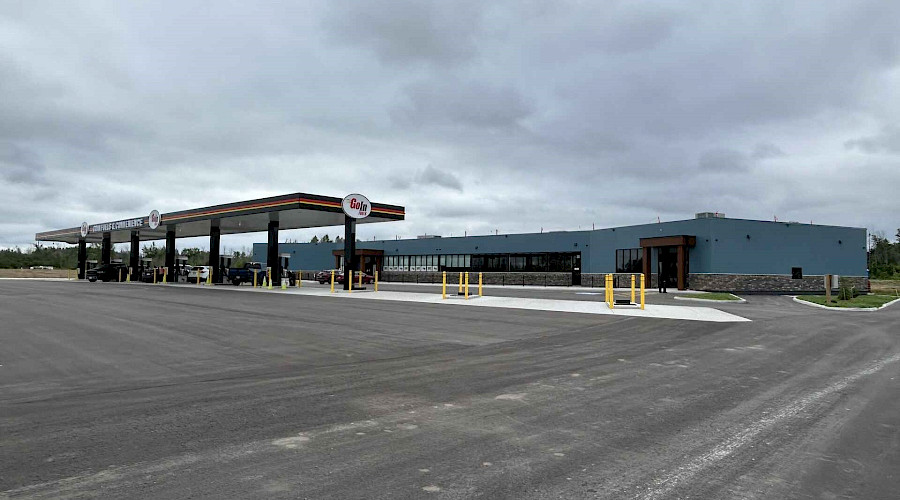 Exterior image of the new GoIn Fuel and Gas built by Chandos Construction Toronto for the Chippewas of Georgina Island First Nation delivered by Integrated Project Delivery