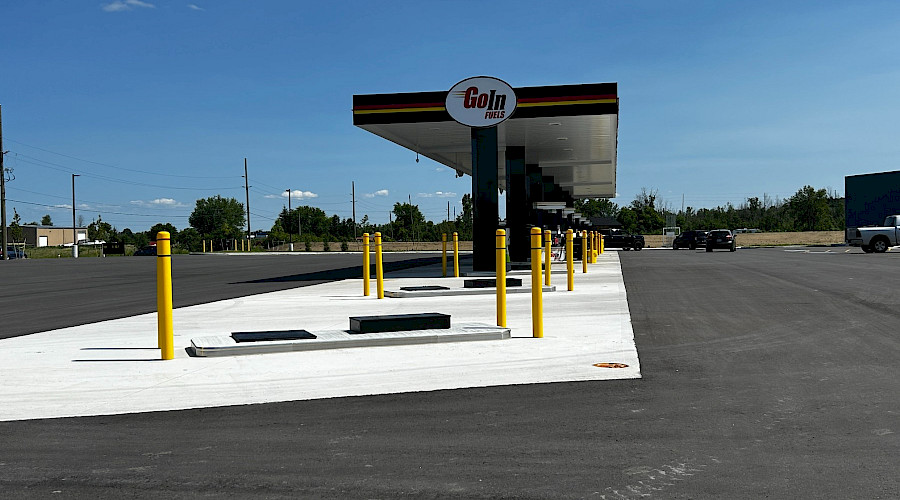 Exterior image of the new GoIn Fuel and Gas built by Chandos Construction Toronto for the Chippewas of Georgina Island First Nation delivered by Integrated Project Delivery